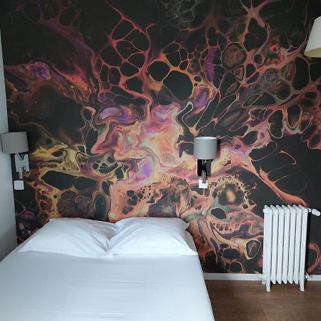 Le Royalty Hotel Angers Exterior foto