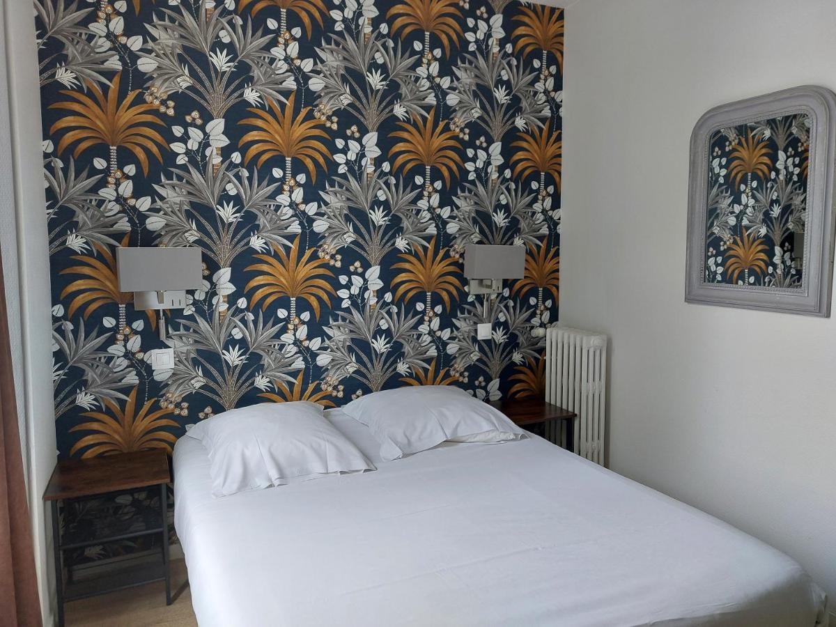 Le Royalty Hotel Angers Exterior foto